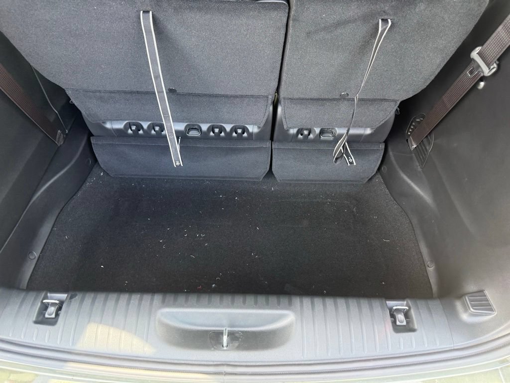 New 2027 Chrysler Pacifica Select FWD image 47
