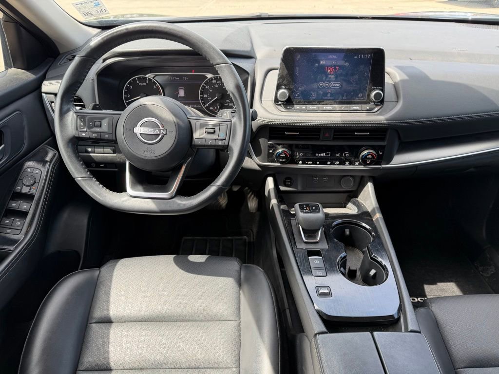 Used 2024 Nissan Rogue SV w/ SV Premium Package FWD image 14