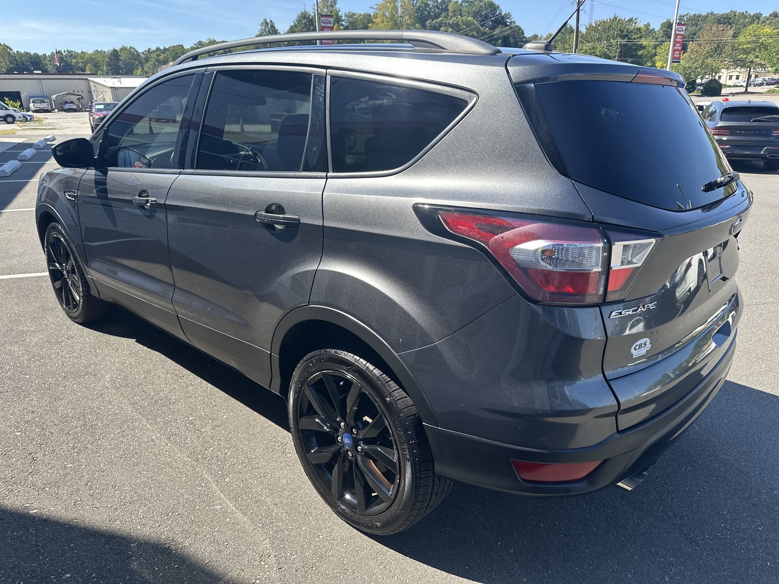 Used 2018 Ford Escape SE w/ SE Sport Appearance Package AWD/4WD image 6