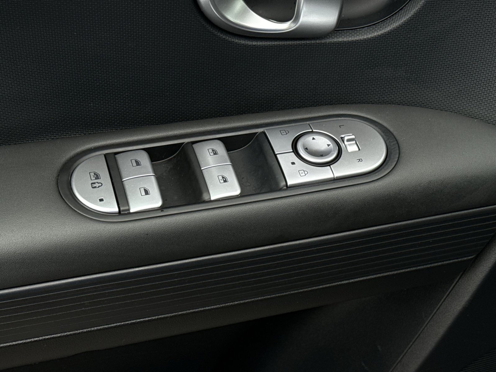 Certified 2024 Hyundai Ioniq 5 SEL RWD image 15