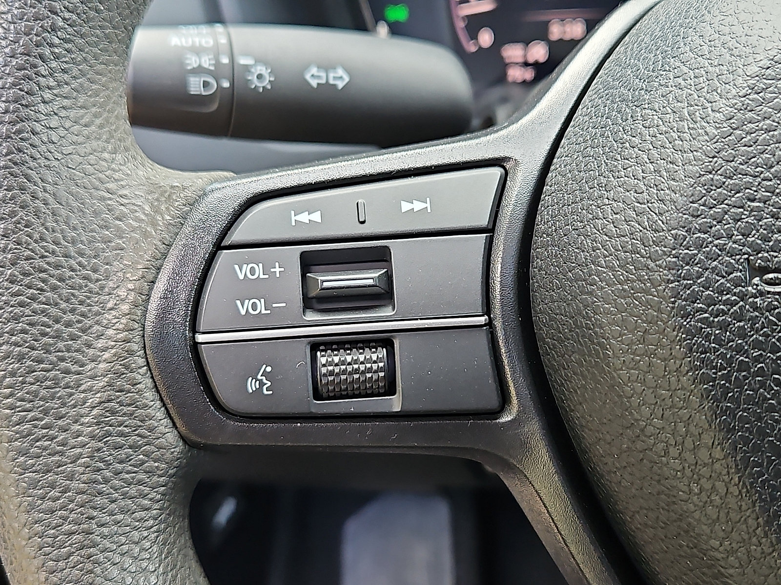 Certified 2023 Honda Accord EX image 16