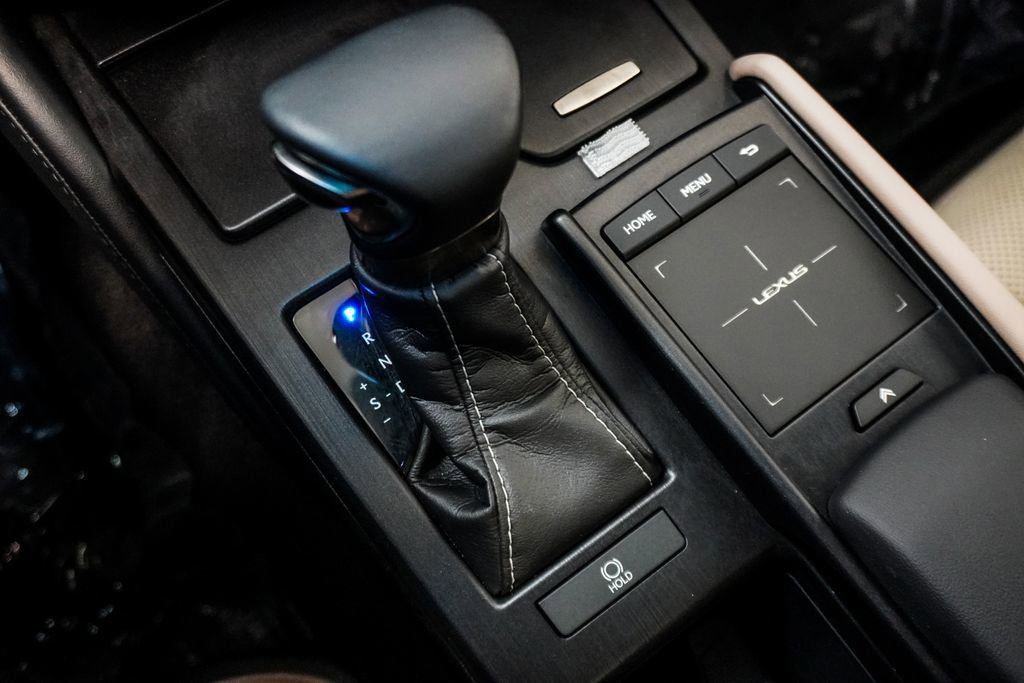 Used 2019 Lexus ES 350 w/ Premium Package FWD image 27