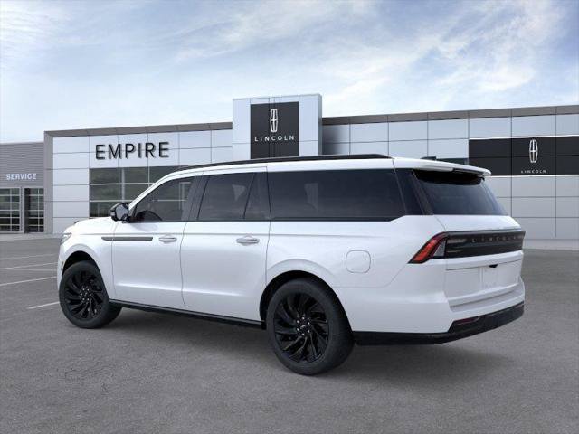 New 2026 Lincoln Navigator L Reserve w/ Jet Appearance Package AWD/4WD image 4