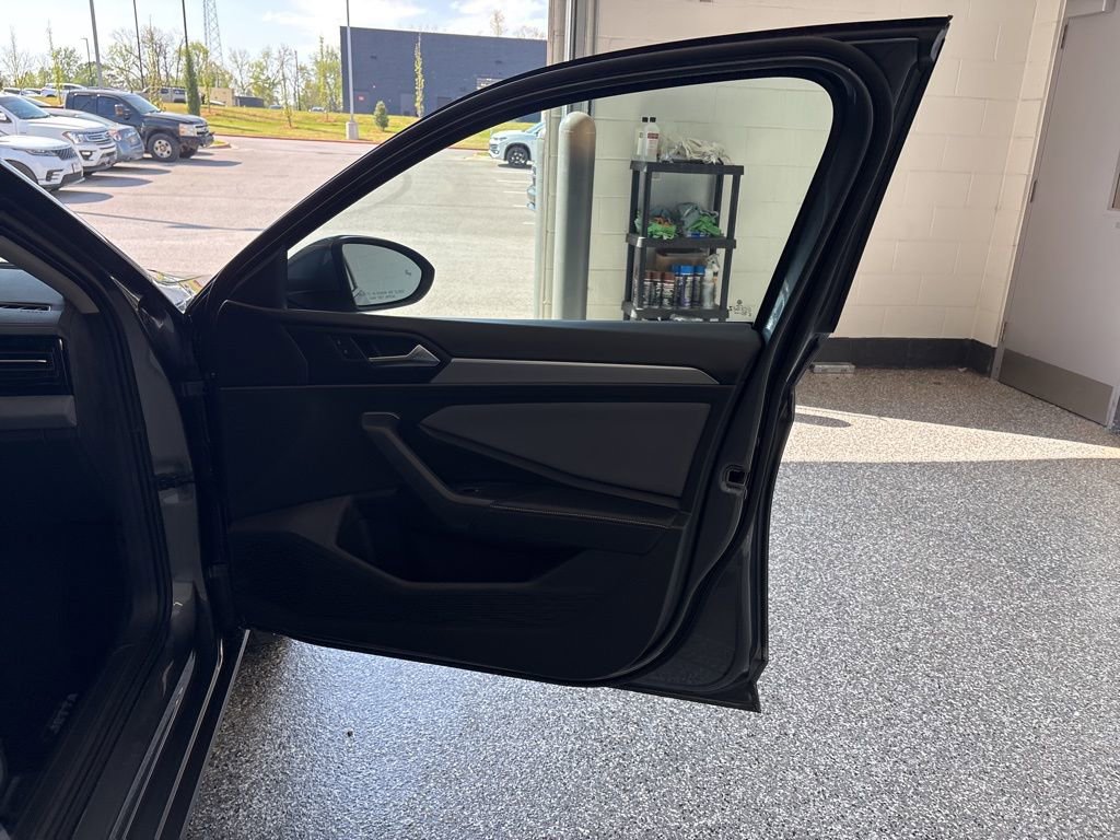 New 2026 Volkswagen Jetta SE image 27