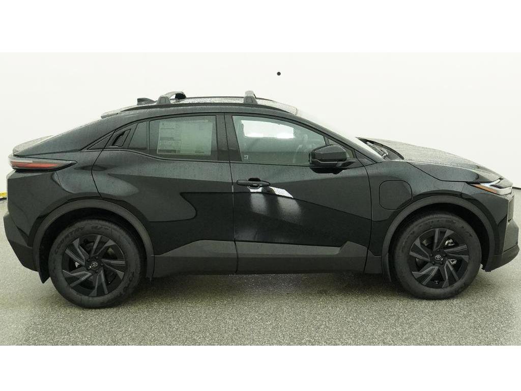 New 2026 Toyota C-HR AWD/4WD image 11