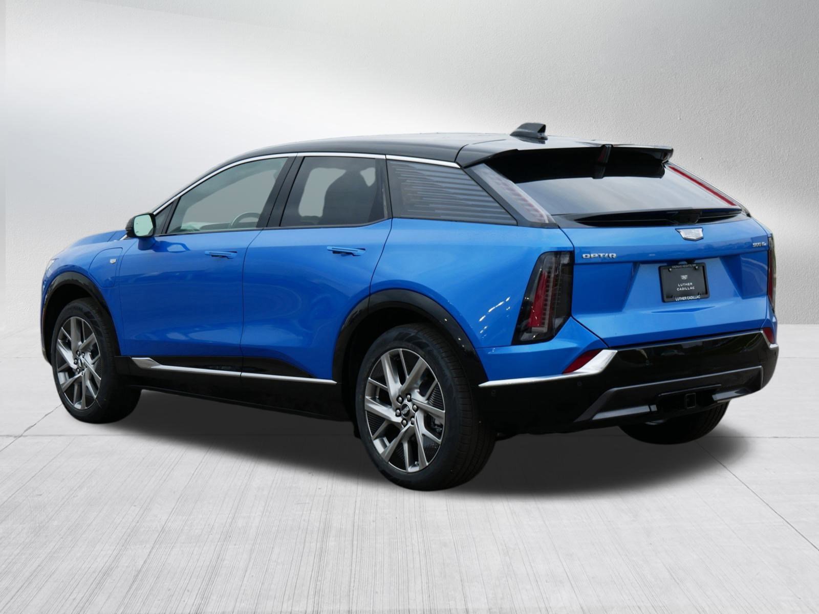 New 2026 Cadillac Optiq Luxury 1 w/ LPO, Floor Liner Package image 4