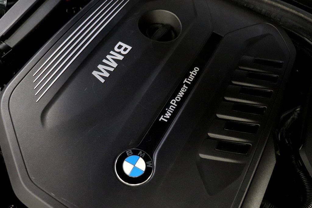 Used 2017 BMW 540i w/ Premium Package RWD image 87