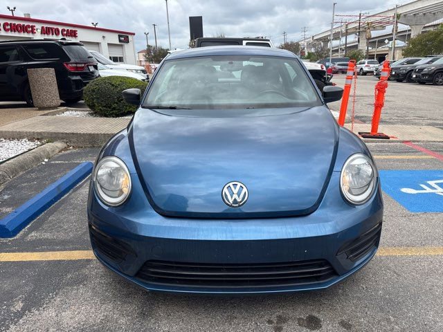 Used 2018 Volkswagen Beetle 2.0T S FWD image 2
