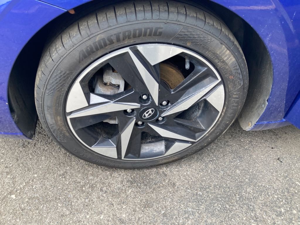 Used 2021 Hyundai Elantra SEL w/ Convenience + Premium Package FWD image 31