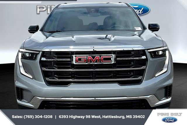 Used 2025 GMC Acadia Elevation image 3