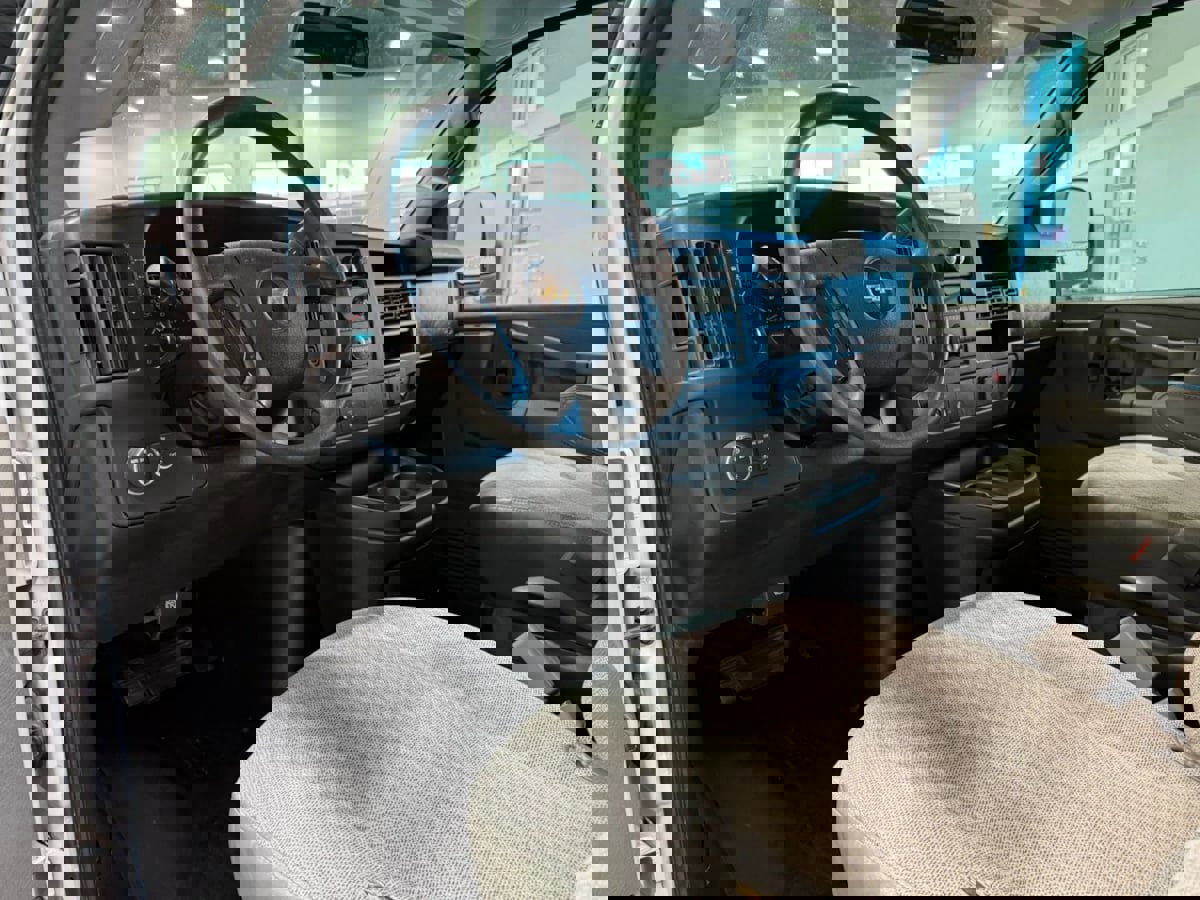 Used 2019 Chevrolet Express 2500 w/ Driver Convenience Package image 13