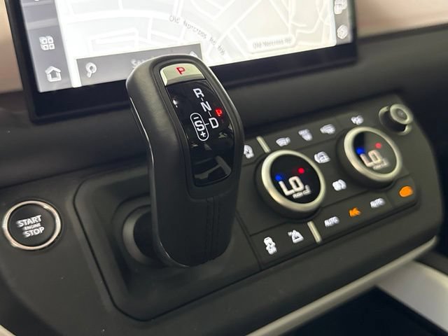 Certified 2025 Land Rover Defender 110 S AWD/4WD image 26