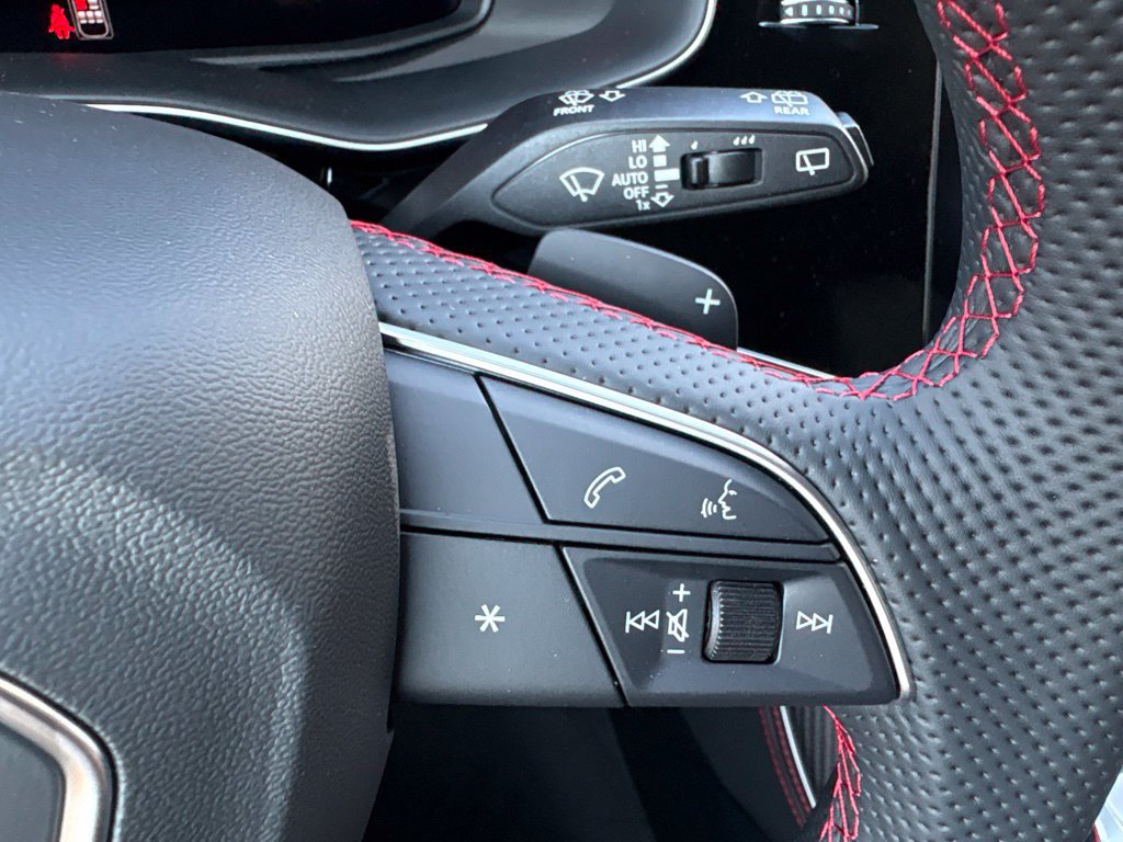 New 2027 Audi SQ8 Prestige AWD/4WD image 13