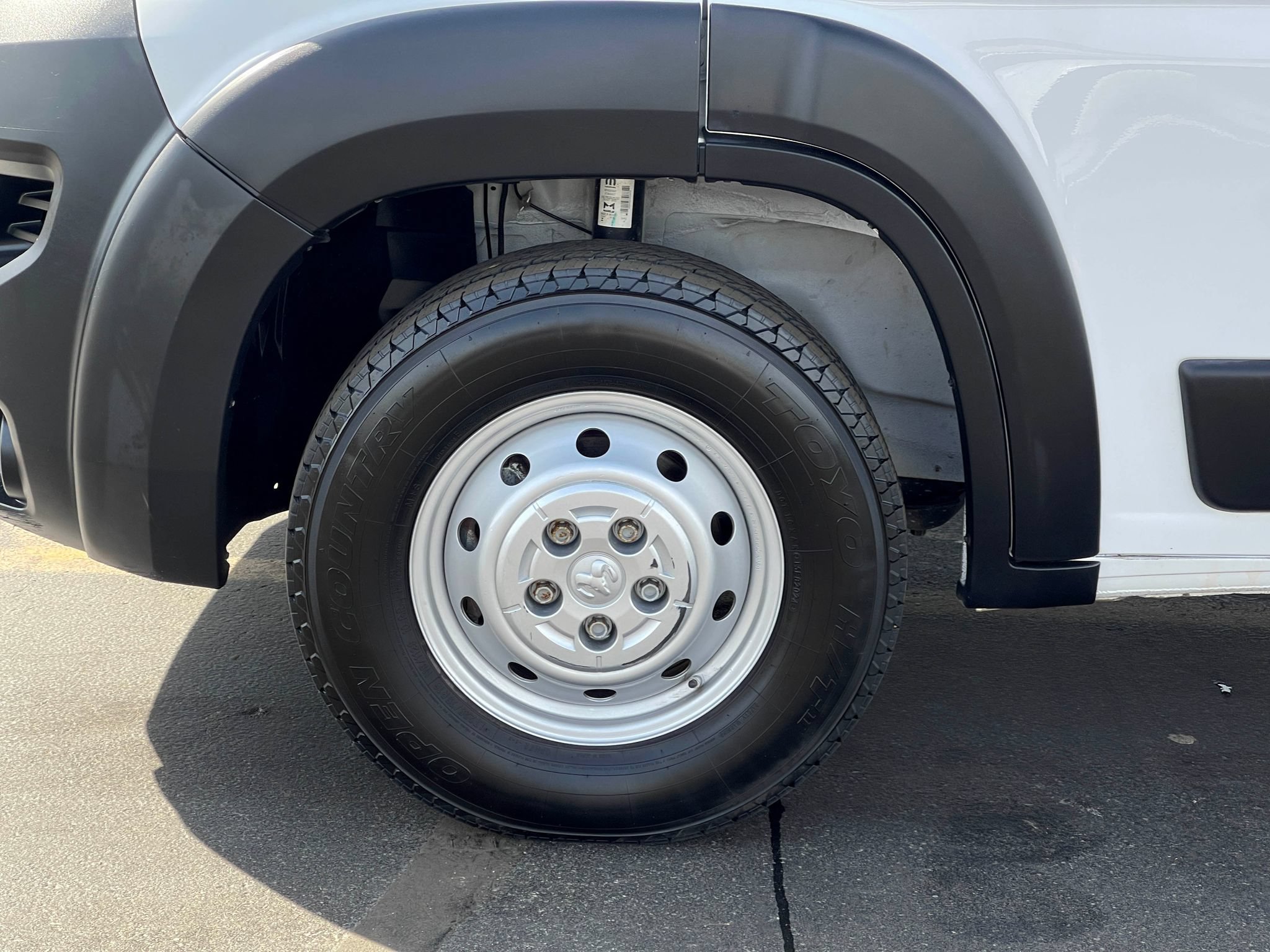 Used 2023 RAM ProMaster 2500 FWD image 31
