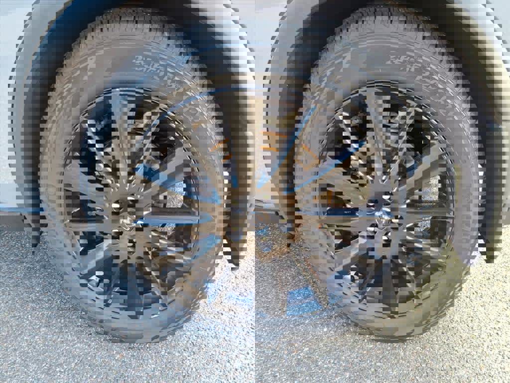 Used 2023 Nissan Murano Platinum w/ Cargo Package image 8