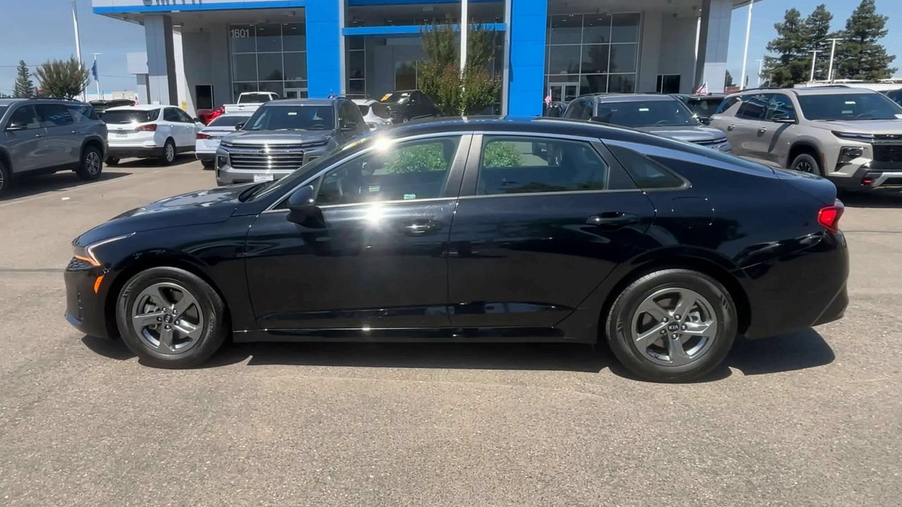 Used 2021 Kia K5 LXS FWD image 4