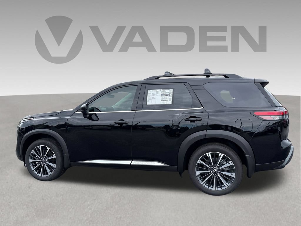 New 2026 Nissan Pathfinder Platinum FWD image 20