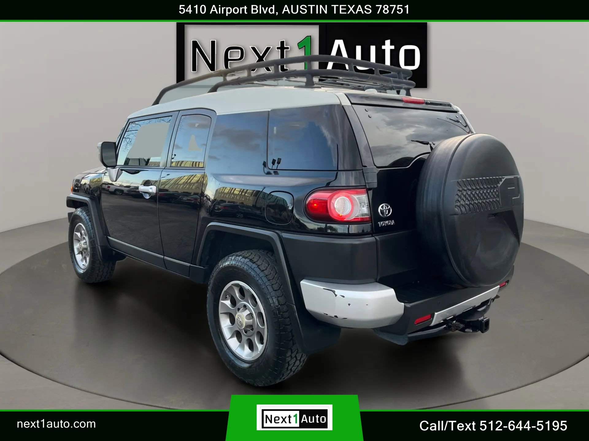 Used 2012 Toyota FJ Cruiser 2WD w/ Upgrade Pkg image 14
