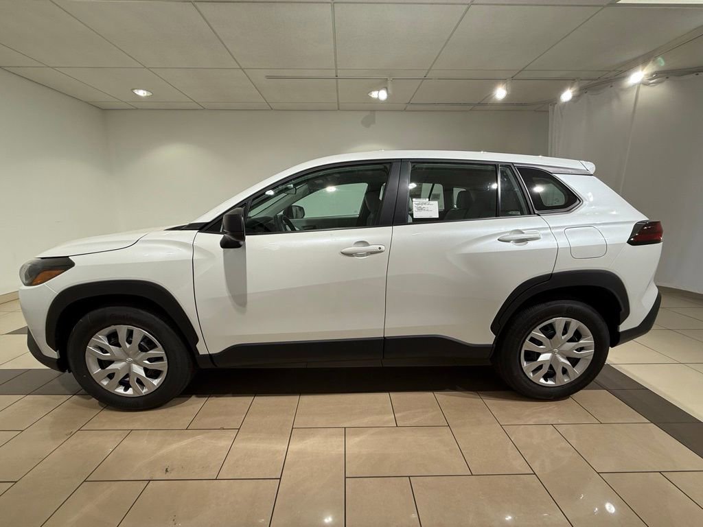 New 2026 Toyota Corolla Cross L image 2