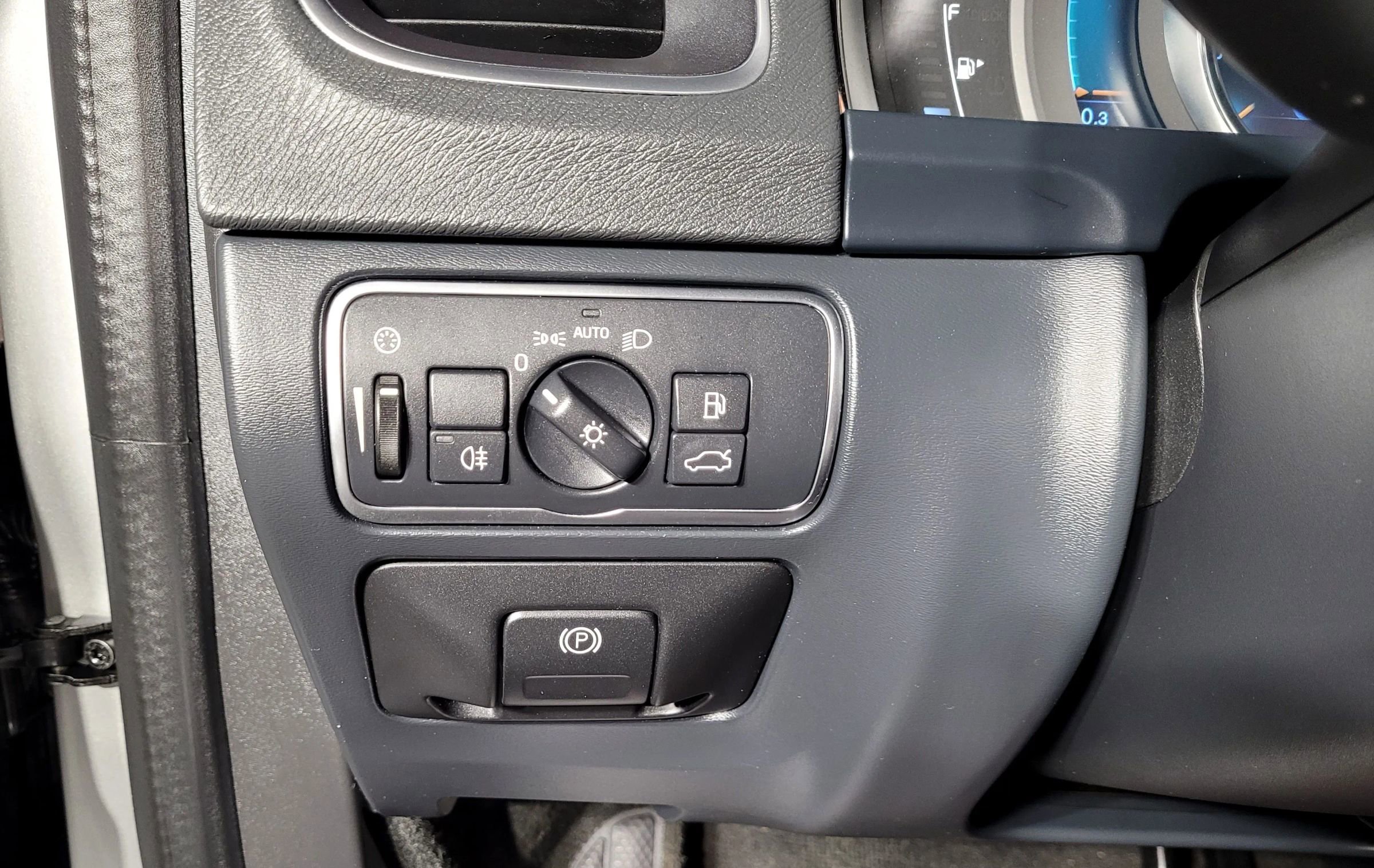 Used 2016 Volvo S60 T5 Premier image 38