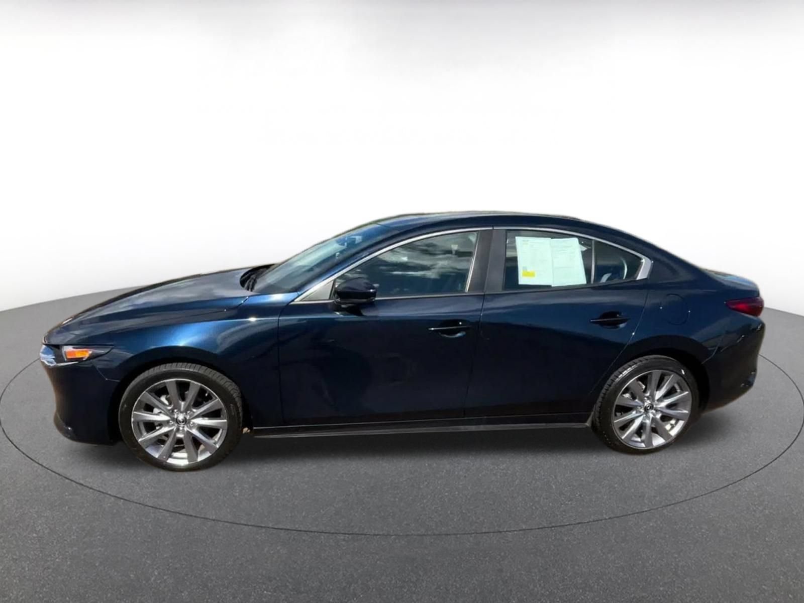Used 2025 MAZDA MAZDA3 s FWD image 9