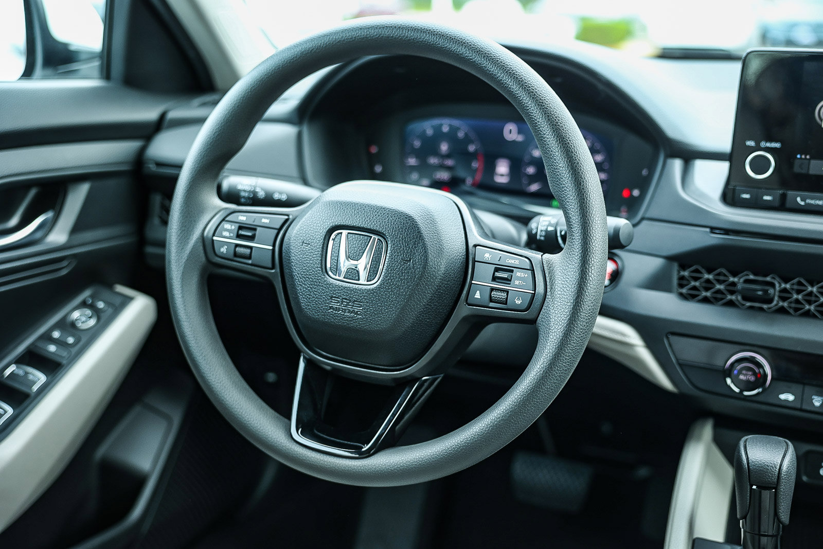 Used 2025 Honda Accord LX image 19