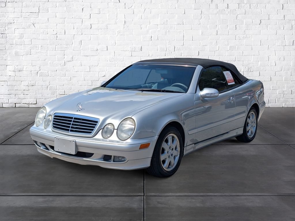 Used 2000 Mercedes-Benz CLK 320 Cabriolet image 4