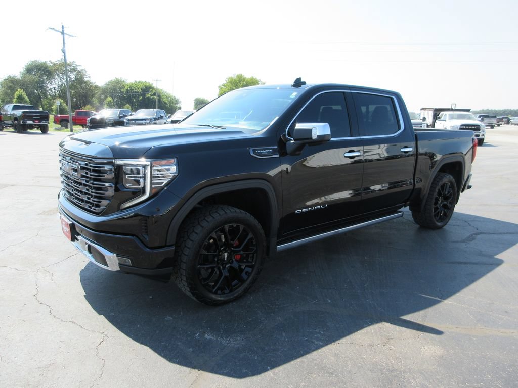 Used 2024 GMC Sierra 1500 Denali Ultimate AWD/4WD image 11