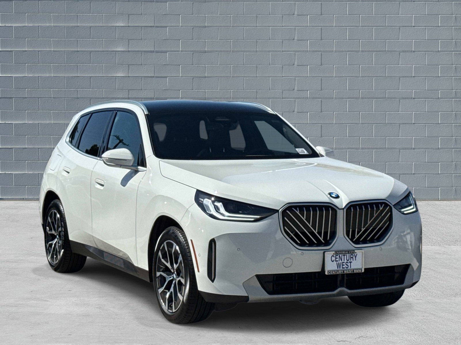 Used 2025 BMW X3 xDrive30i w/ Convenience Package