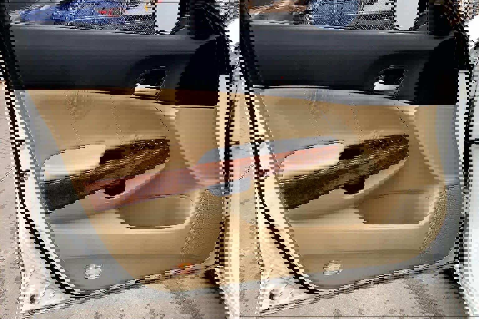 Used 2011 Honda Accord EX-L image 19