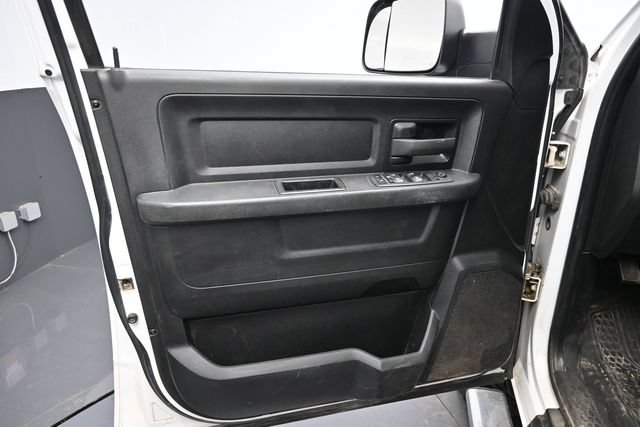 Used 2021 RAM 2500 Tradesman w/ Chrome Appearance Group AWD/4WD image 12