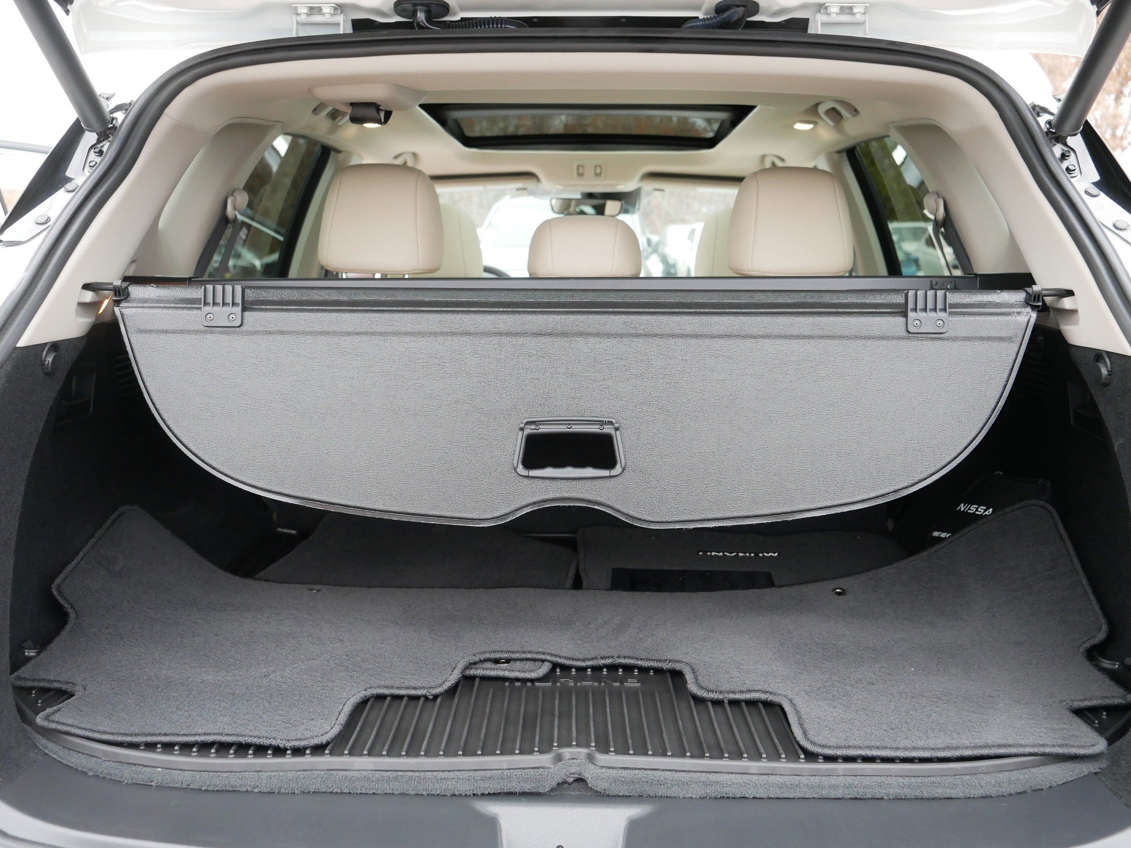 Certified 2024 Nissan Murano Platinum w/ Cargo Package image 18