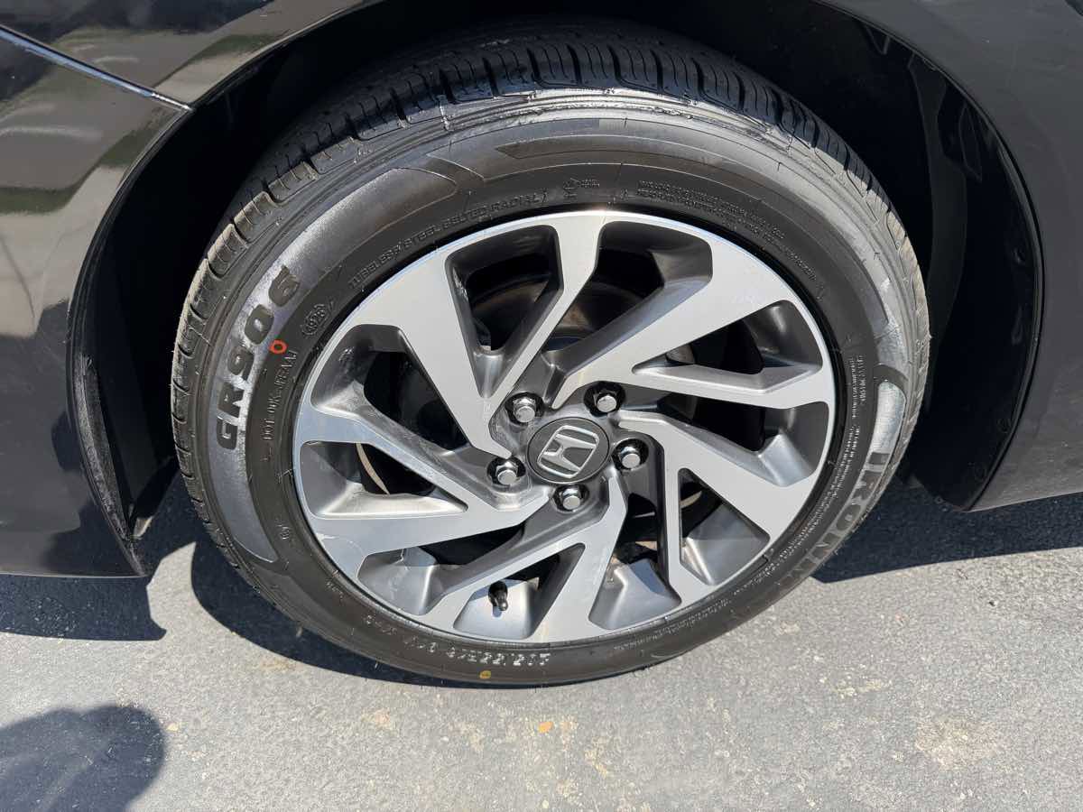 Used 2012 Honda Civic LX image 8