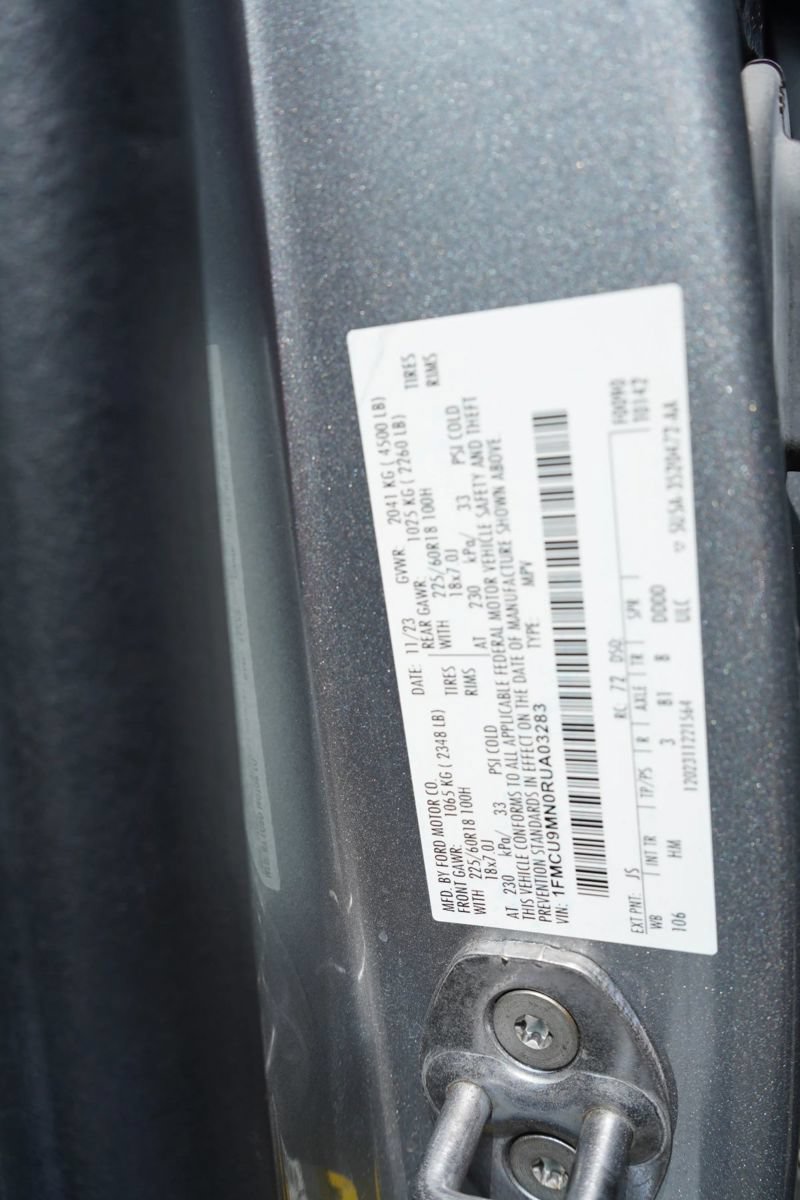 Used 2024 Ford Escape ST-Line AWD/4WD image 9