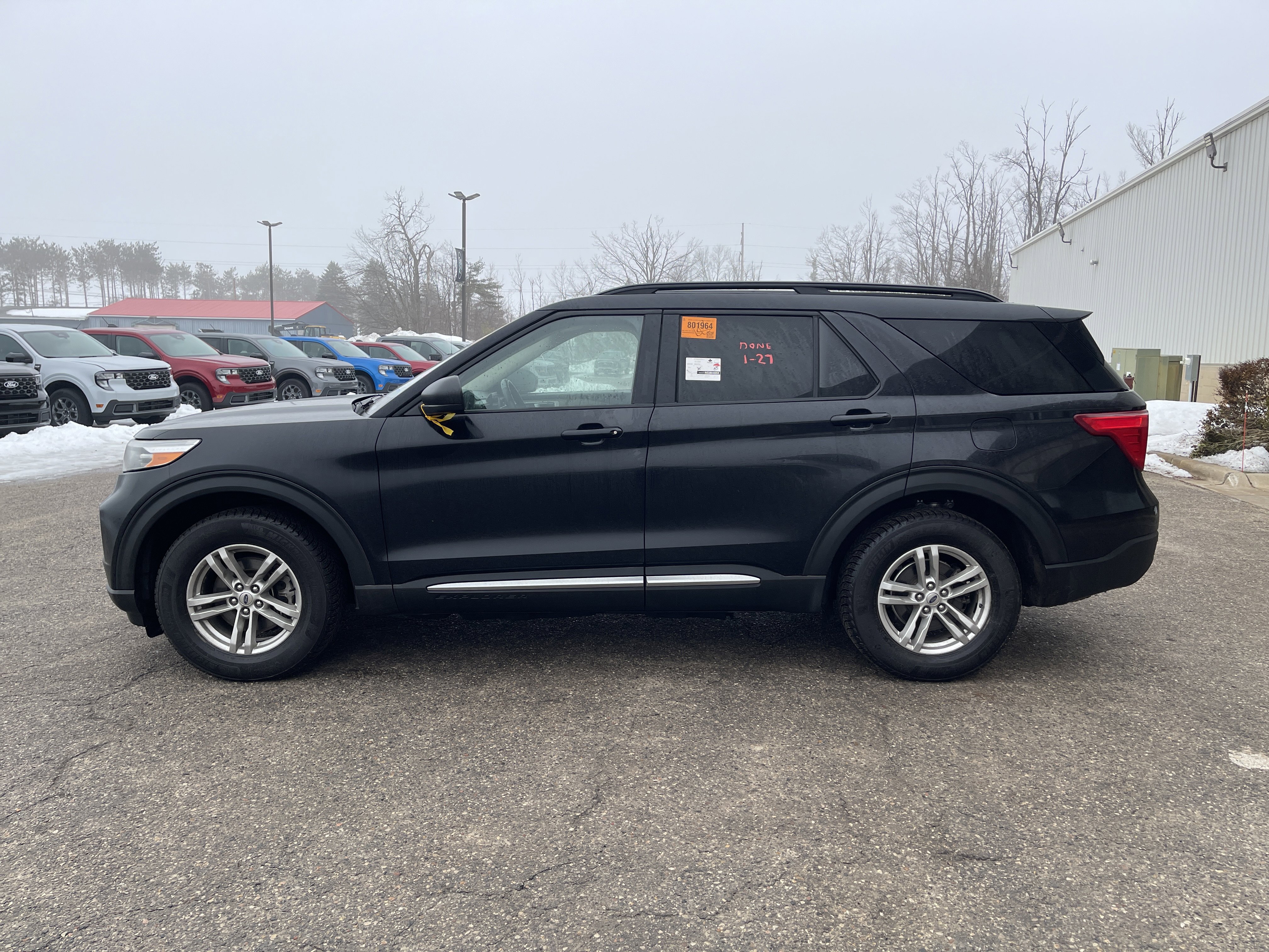 Used 2022 Ford Explorer XLT image 7