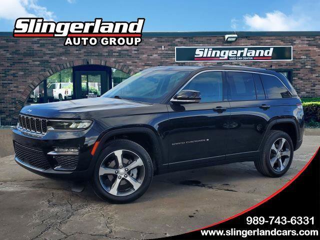 Used 2023 Jeep Grand Cherokee Limited w/ Trailer Tow Prep Group (B)