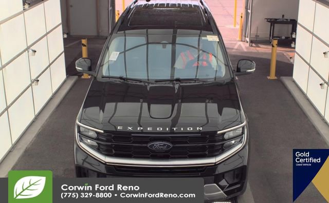 Used 2025 Ford Expedition Max Platinum image 2