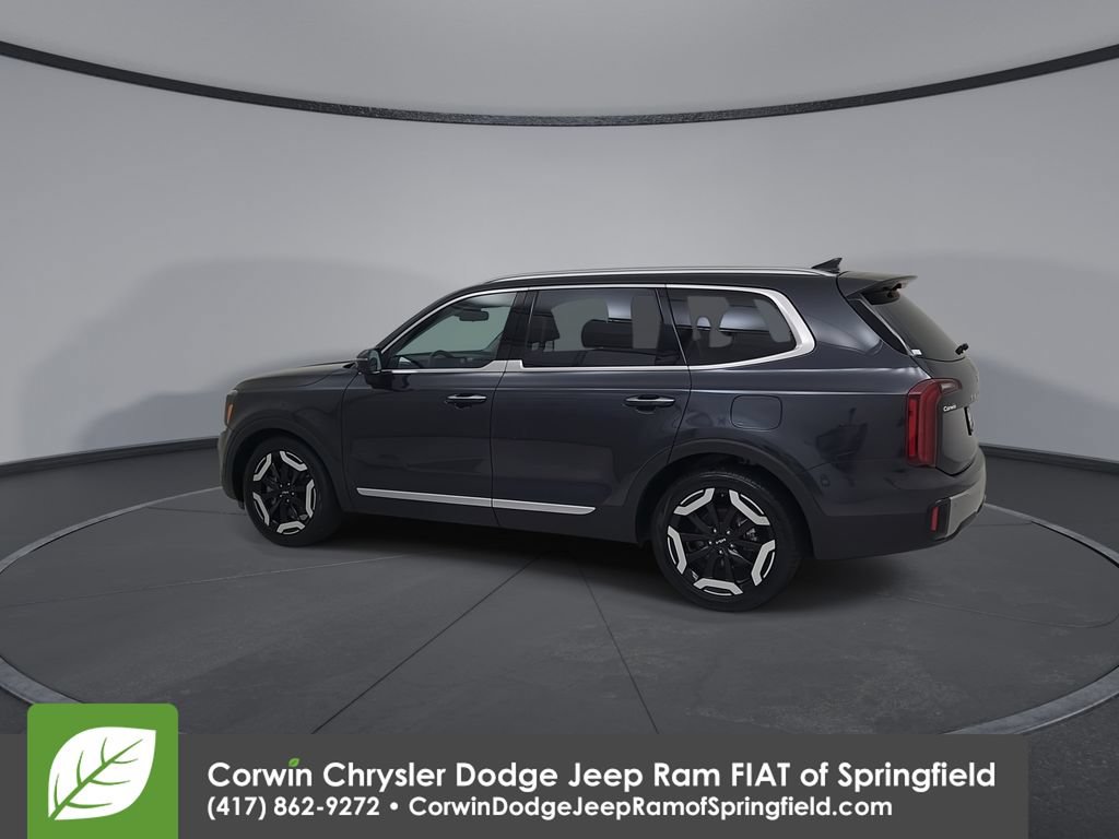 Used 2025 Kia Telluride S AWD/4WD image 9