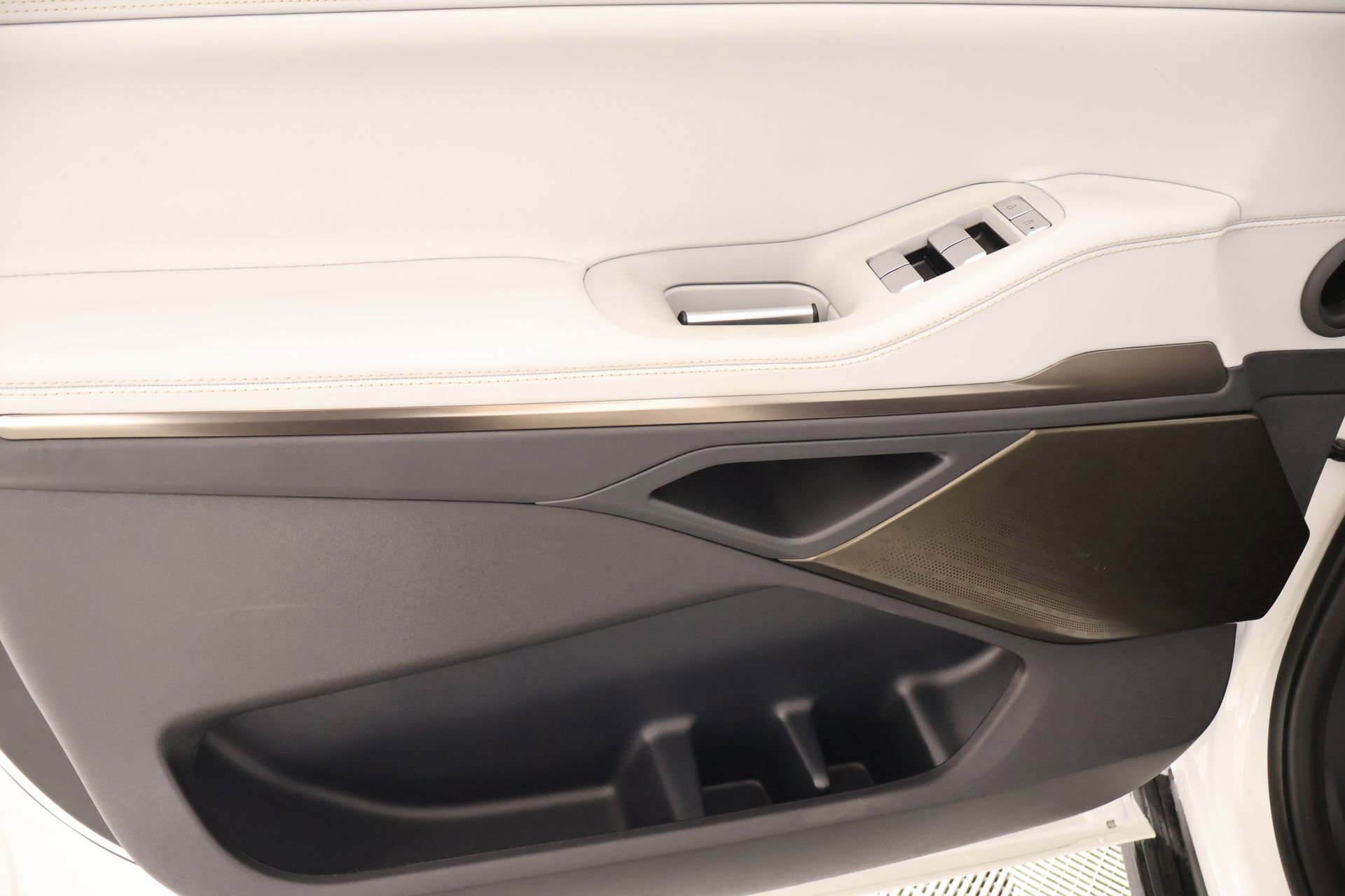New 2026 Lincoln Navigator Black Label AWD/4WD image 18