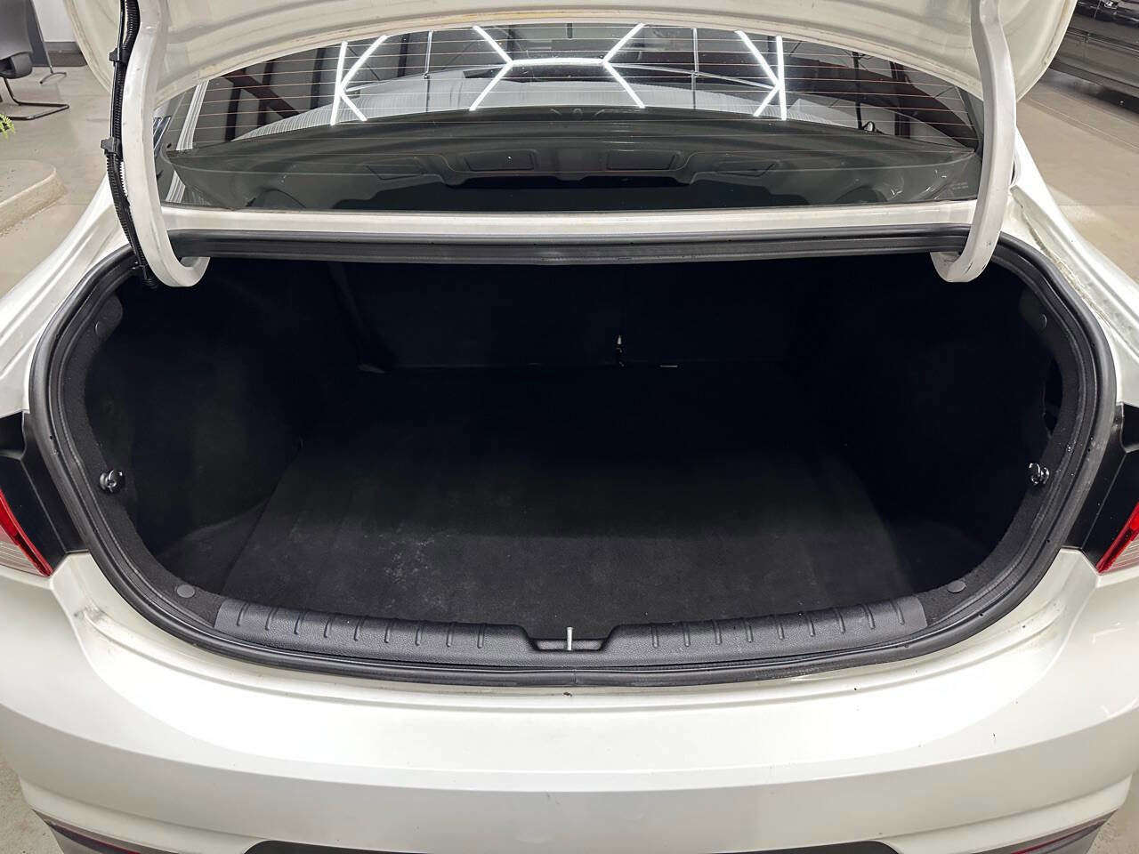 Used 2019 Kia Rio S image 8