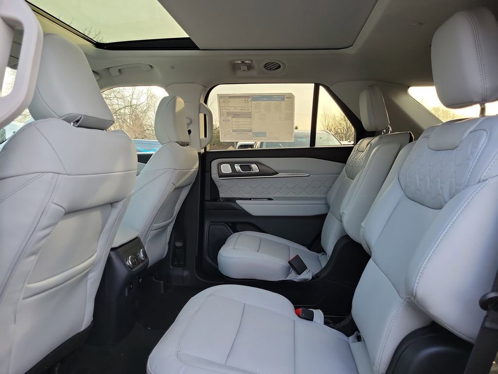 New 2026 Ford Explorer Platinum w/ LUX Leather Package image 13