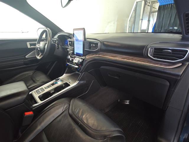 Used 2022 Ford Explorer Platinum w/ Equipment Group 601A RWD image 14