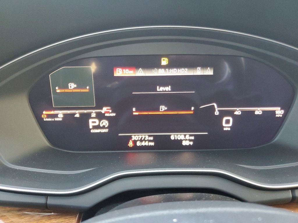 Used 2021 Audi Q5 Prestige w/ Prestige Package image 26