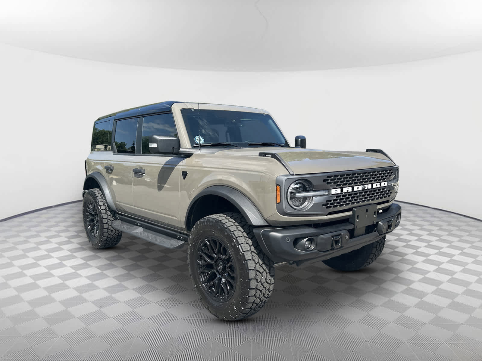 Used 2025 Ford Bronco Badlands AWD/4WD image 1