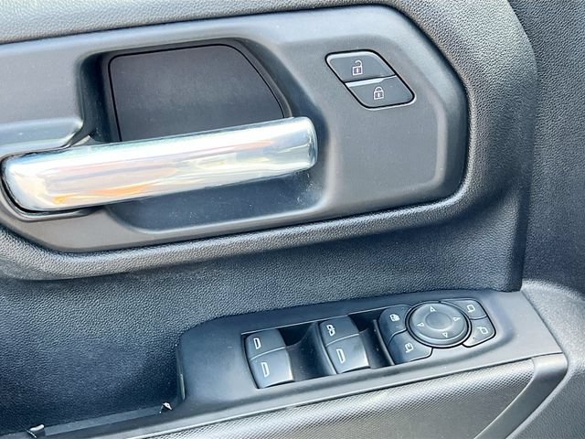 Used 2024 GMC Sierra 3500 Pro AWD/4WD image 9