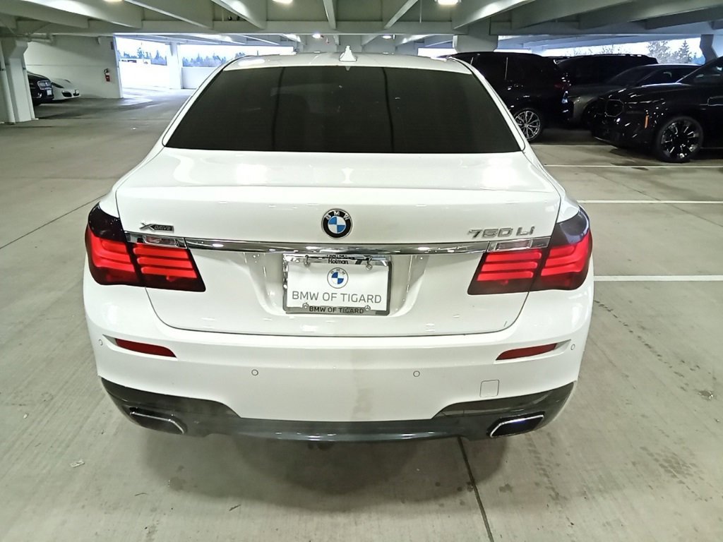 Used 2015 BMW ALPINA B7 xDrive image 8