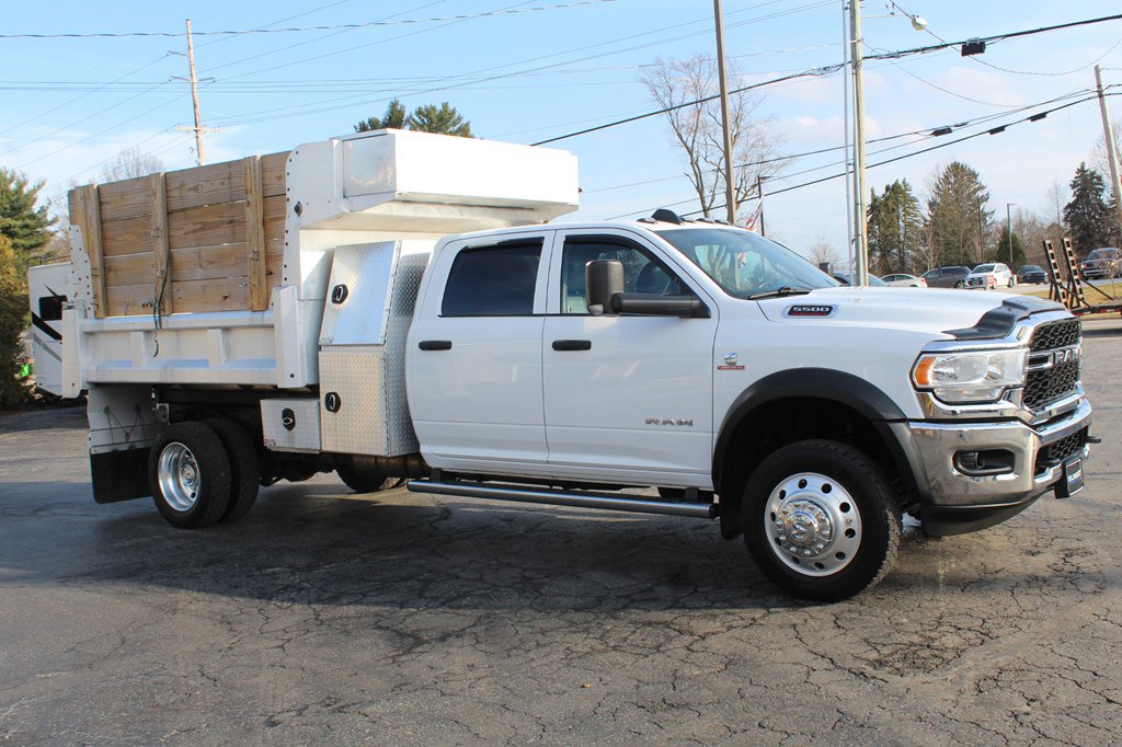 Used 2021 RAM 5500 Tradesman w/ Chrome Appearance Group image 9
