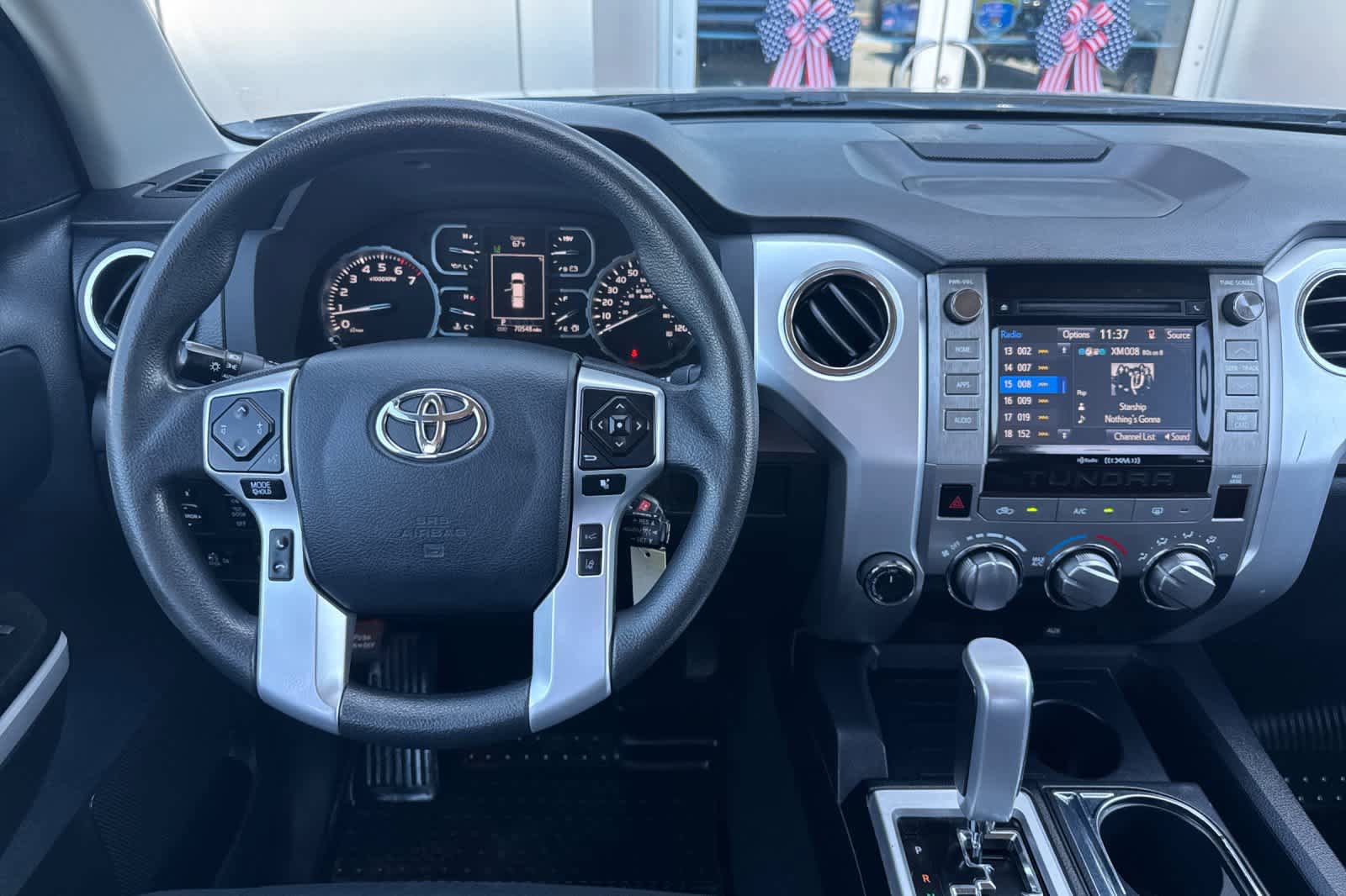 Used 2018 Toyota Tundra SR5 w/ SR5 Upgrade Package AWD/4WD image 14