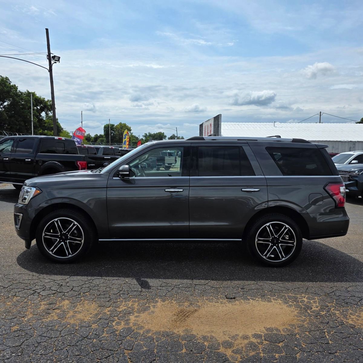 Used 2019 Ford Expedition Limited w/ Special Edition Package
