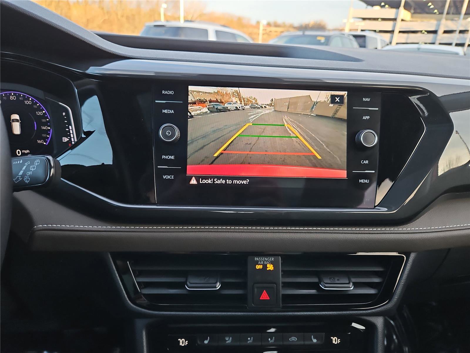 Used 2023 Volkswagen Taos SEL image 21